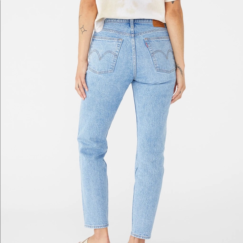 Levi’s Wedgie Jeans - Picture 5 of 7